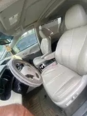 interiorFront