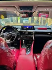 interiorFront