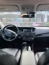 interiorFront