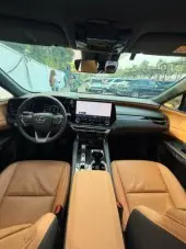 interiorFront