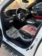 interiorFront