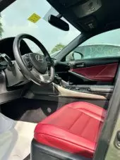 interiorFront