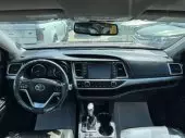 interiorFront