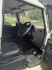 interiorFront