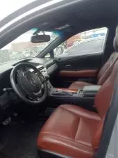 interiorFront