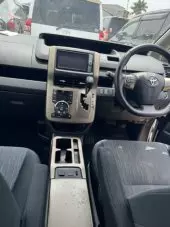 interiorFront