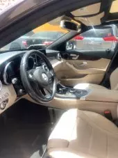 interiorFront
