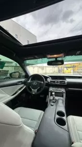 interiorFront