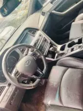 interiorFront