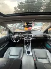 interiorFront