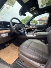 interiorFront