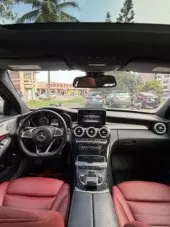 interiorFront