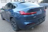 car Right Back