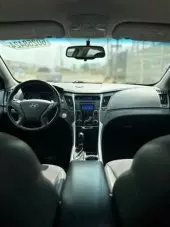 interiorFront