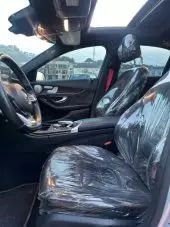 interiorFront