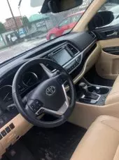 interiorFront