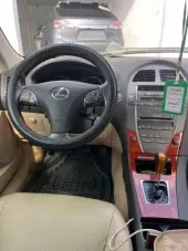 interiorFront