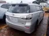 car Right Back