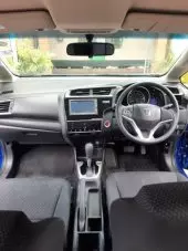 interiorFront