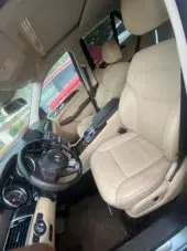 interiorFront