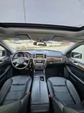 interiorFront