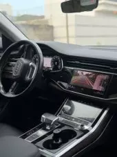 interiorFront