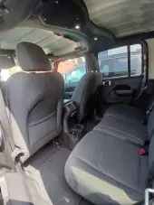 interiorBack