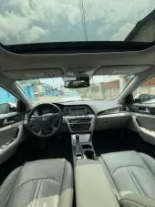 interiorFront