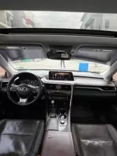 interiorFront