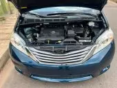 engineAreaOf2011ToyotaSienna