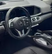interiorFront