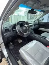 interiorFront