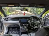 interiorFront