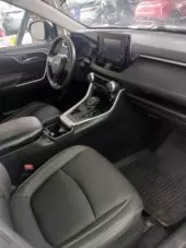 interiorFront