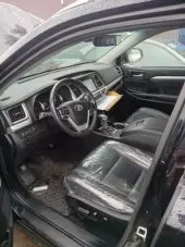 interiorFront