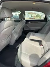 interiorBack