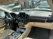 interiorFront