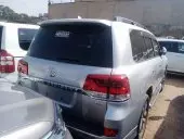 car Right Back