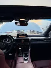 interiorFront