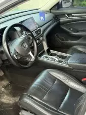 interiorFront