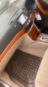 interiorFront