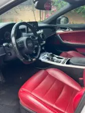interiorFront
