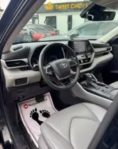 interiorFront