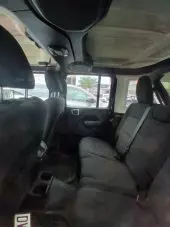 interiorBack