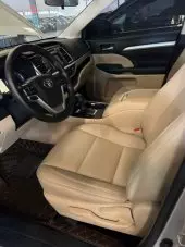 interiorFront
