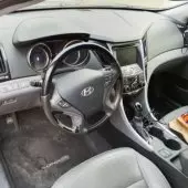 interiorFront
