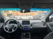 interiorFront