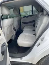 interiorBack