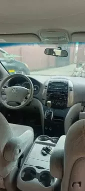 interiorFront