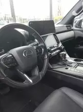 interiorFront